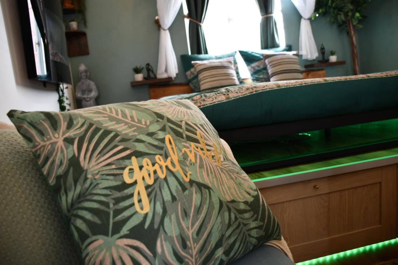 Le Patio H24,cosy,port,plage,wifi,netflix *