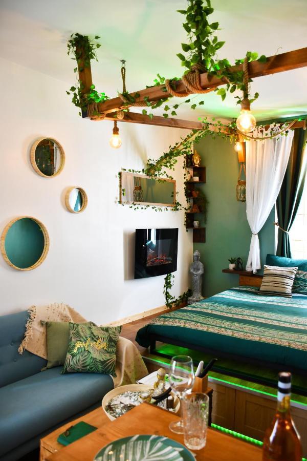 Le Patio H24,cosy,port,plage,wifi,netflix * La Seyne-sur-Mer